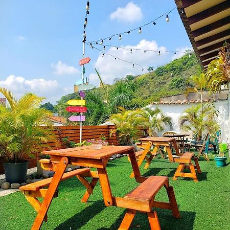 Roof Hostel Cali Zewnętrze zdjęcie